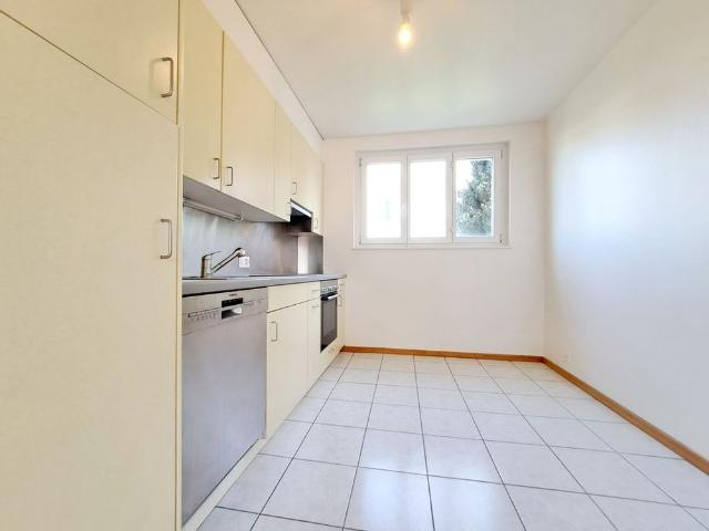 3 Zimmer, 70 m², 2. Stock