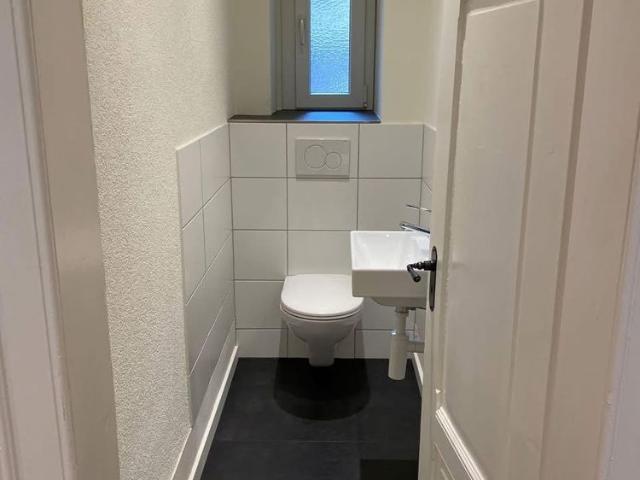 3 Zimmer, 70 m², 2. Stock