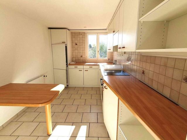 3 Zimmer, 70 m², 2. Stock