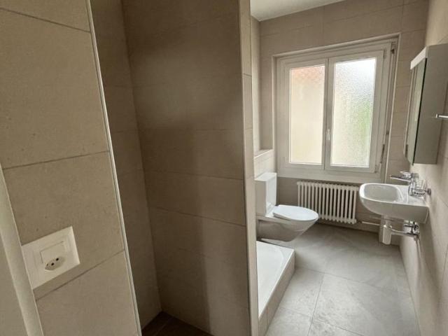 3 Zimmer, 70 m², 3. Stock