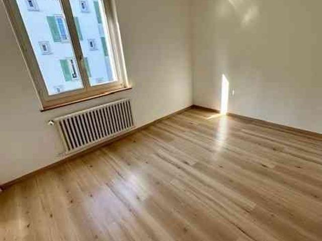 3 Zimmer, 70 m², 3. Stock