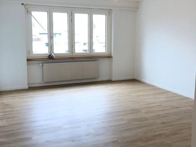 3 Zimmer, 70 m², 4. Stock