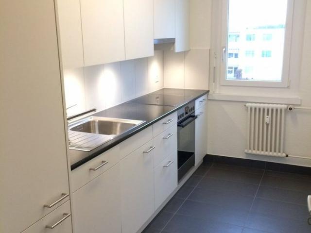 3 Zimmer, 72 m², 2. Stock