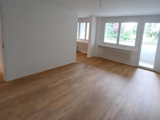 3 Zimmer, 72 m², 2. Stock