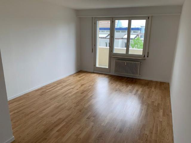 3 Zimmer, 72 m², 2. Stock