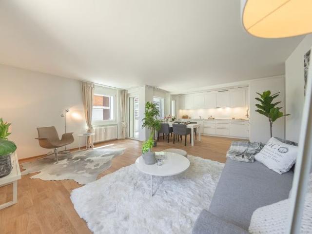 3 Zimmer, 72 m², 2. Stock