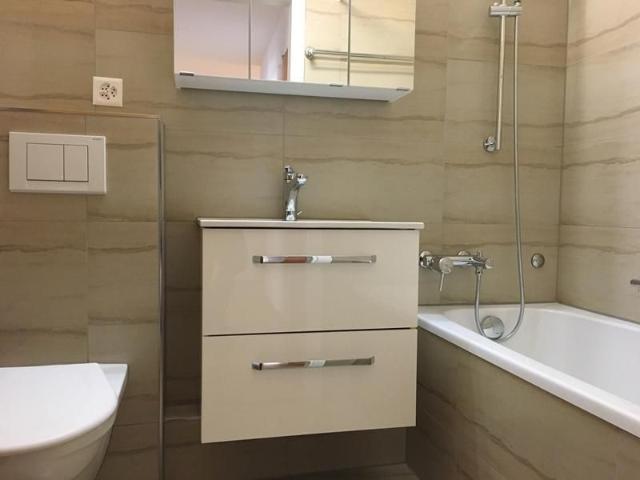 3 Zimmer, 72 m², 2. Stock