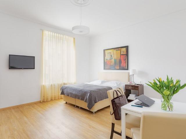 3 Zimmer, 77 m², EG