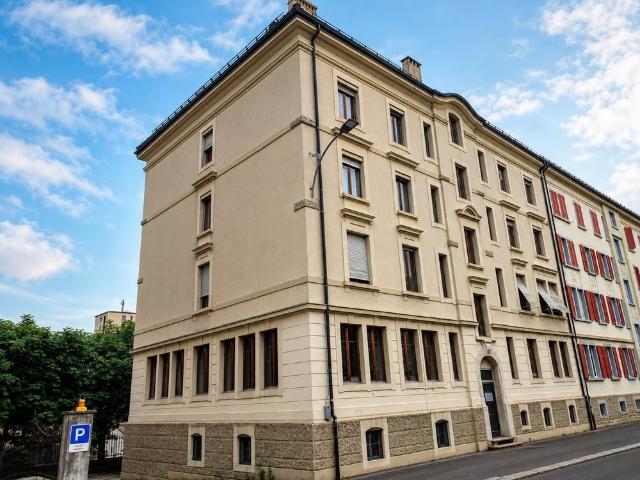 3 Zimmer, 77 m², 1. Stock