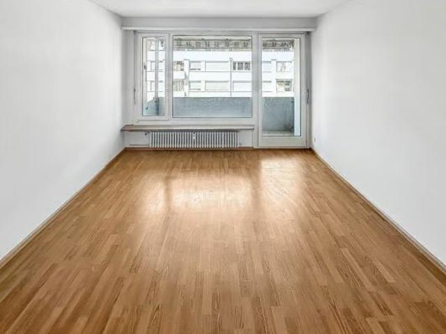 3 Zimmer, 77 m², 1. Stock