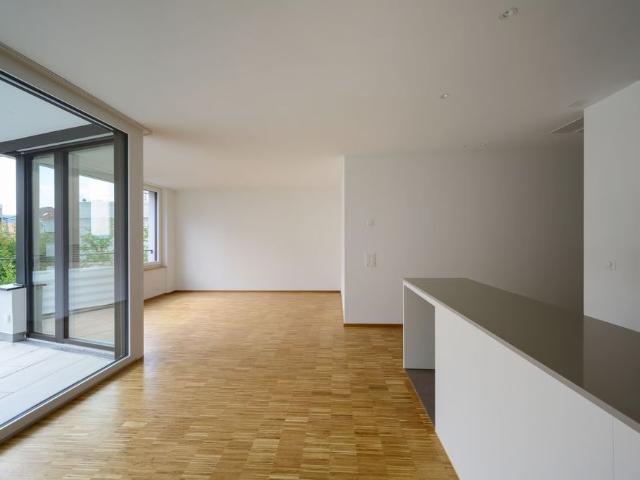 3 Zimmer, 77 m², 1. Stock