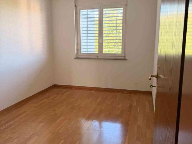 3 Zimmer, 77 m², 3. Stock