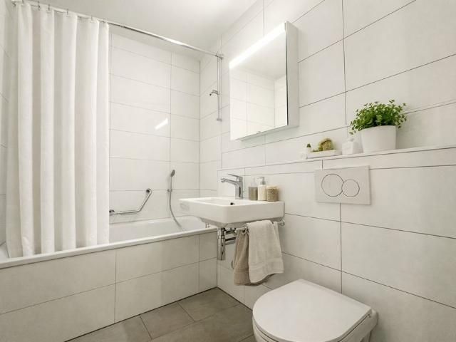 3 Zimmer, 77 m², 3. Stock