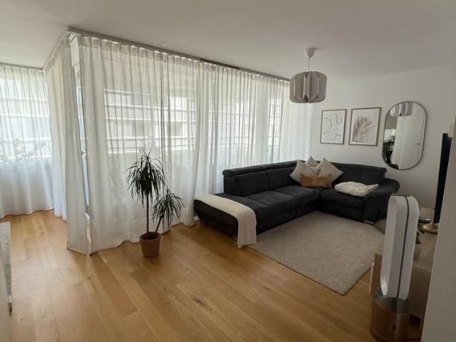3 Zimmer, 77 m²