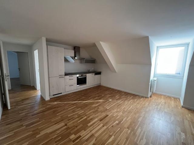3 Zimmer, 74 m², 2. Stock