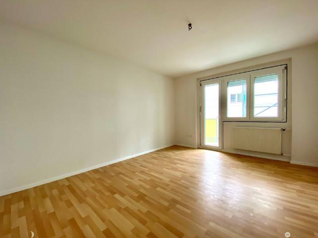 3 Zimmer, 75 m², 1. Stock