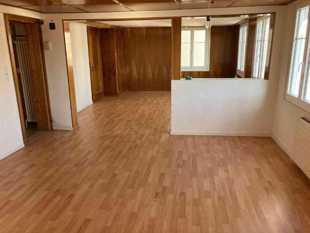 3 Zimmer, 75 m², 1. Stock