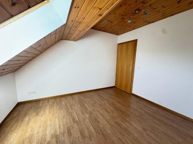 3 Zimmer, 75 m², 2. Stock