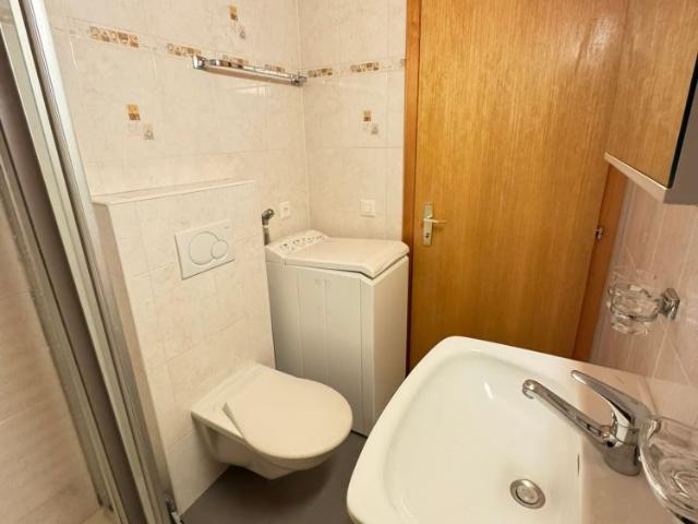 3 Zimmer, 75 m², 2. Stock
