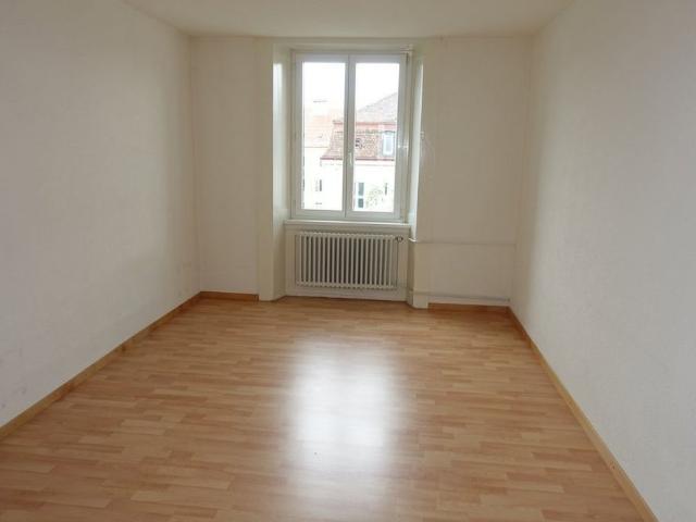 3 Zimmer, 75 m², 2. Stock