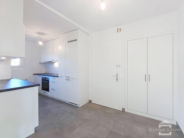 3 Zimmer, 75 m², 2. Stock