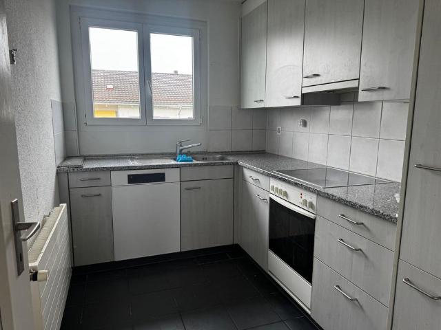3 Zimmer, 75 m², 2. Stock