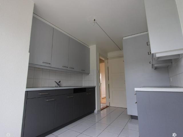 3 Zimmer, 75 m², 4. Stock