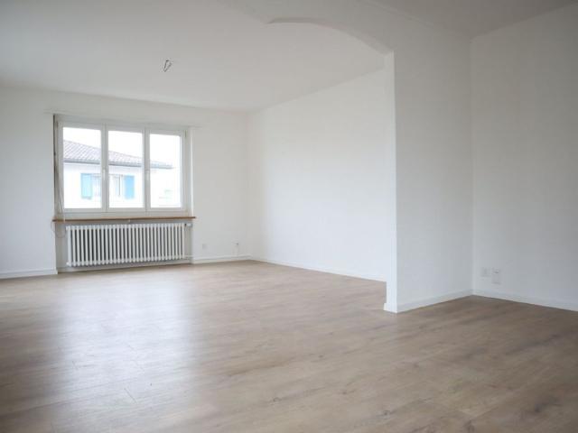 3 Zimmer, 76 m², 1. Stock