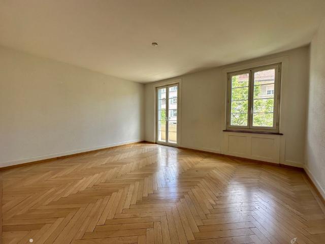 3 Zimmer, 76 m², 2. Stock