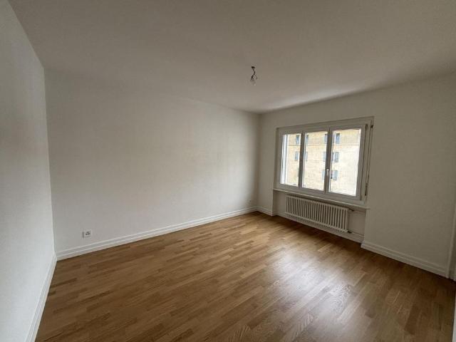 3 Zimmer, 76 m², 3. Stock