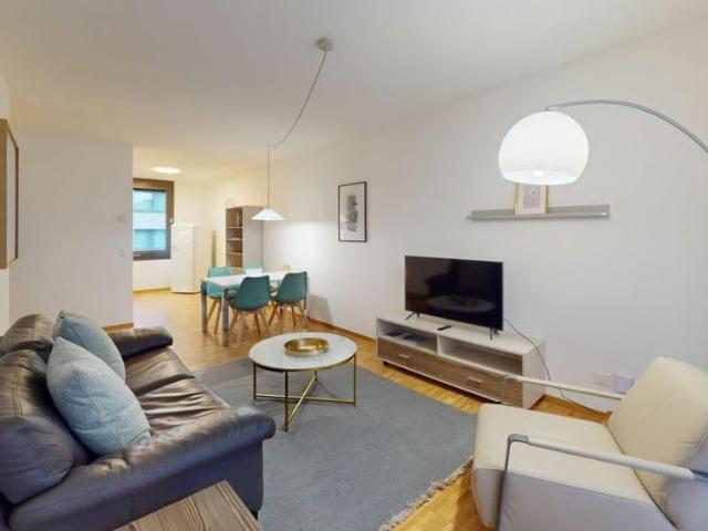 3 Zimmer, 79 m², 1. Stock