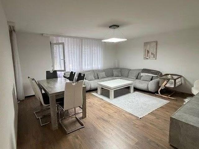 3 Zimmer, 79 m², 2. Stock