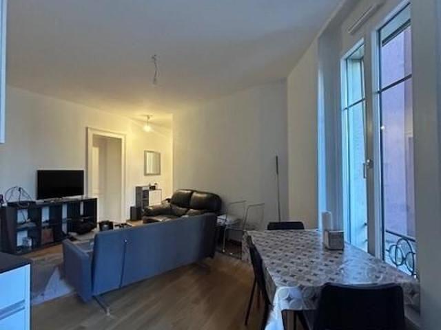 3 Zimmer, 83 m², 2. Stock