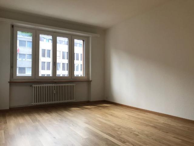 3 Zimmer, 83 m², 2. Stock