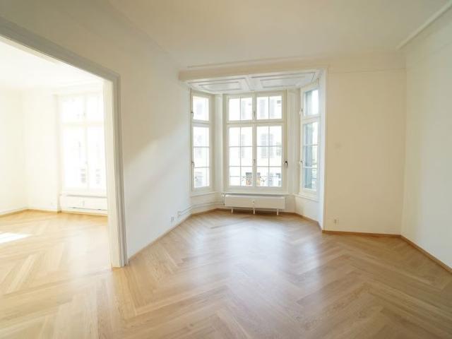 3 Zimmer, 80 m², 1. Stock