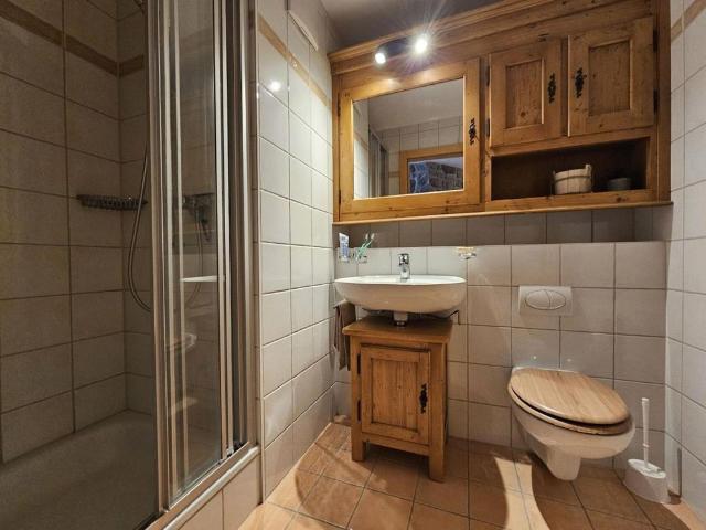 3 Zimmer, 80 m², 2. Stock
