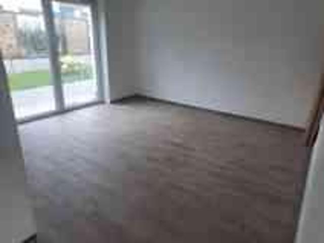3 Zimmer, 80 m², 2. Stock