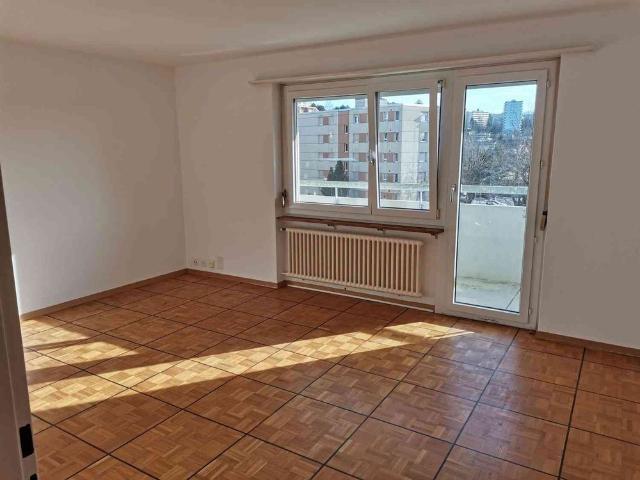 3 Zimmer, 80 m², 2. Stock