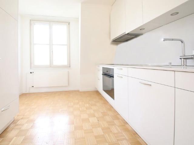 3 Zimmer, 80 m², 3. Stock
