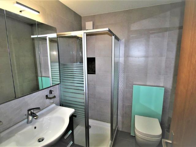 3 Zimmer, 80 m², 3. Stock