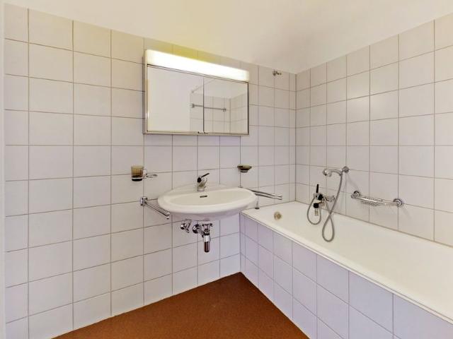 3 Zimmer, 80 m², 4. Stock