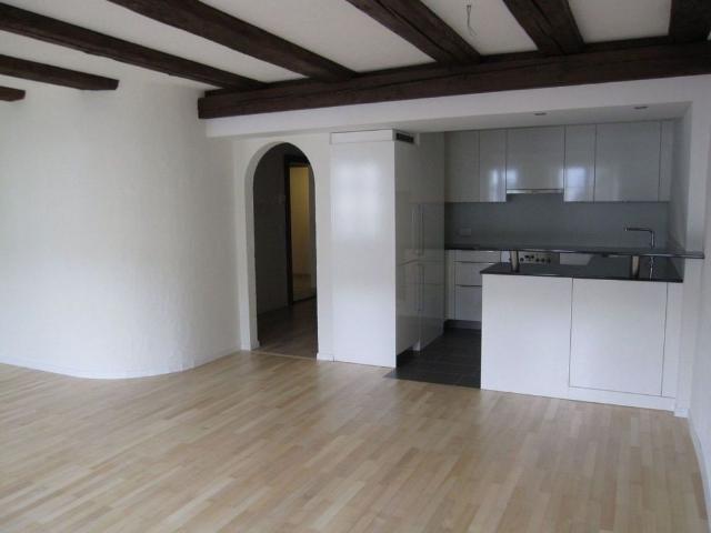 3 Zimmer, 82 m², 2. Stock