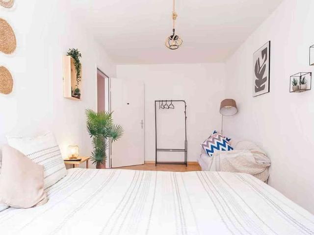3 Zimmer, 87 m², 2. Stock