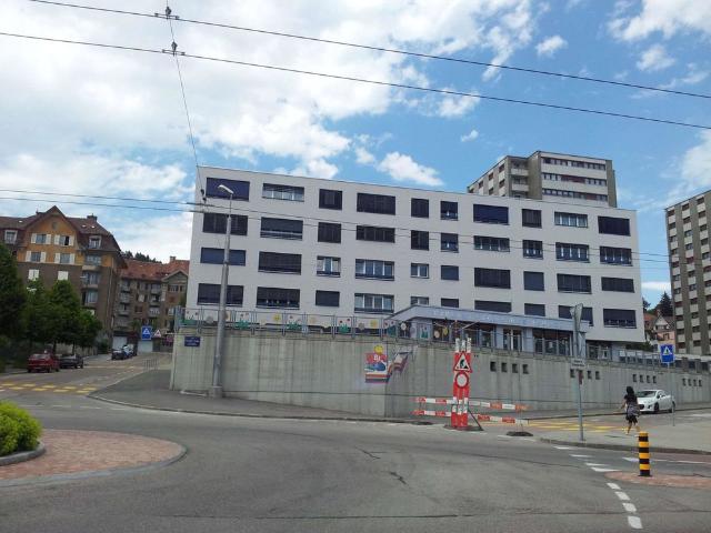 3 Zimmer, 84 m², 1. Stock