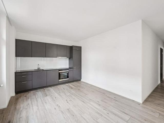 3 Zimmer, 84 m², 1. Stock