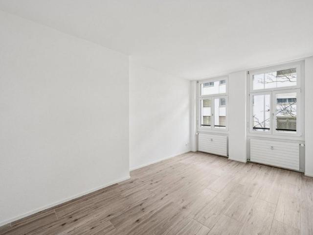 3 Zimmer, 84 m², 1. Stock