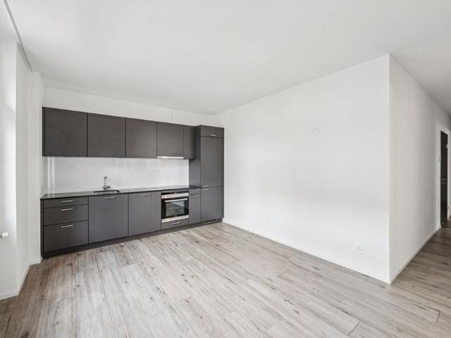 3 Zimmer, 84 m², 2. Stock