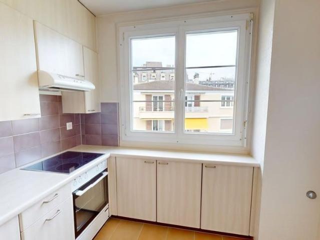 3 Zimmer, 86 m², 6. Stock