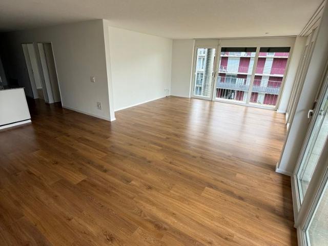 3 Zimmer, 88 m², 2. Stock