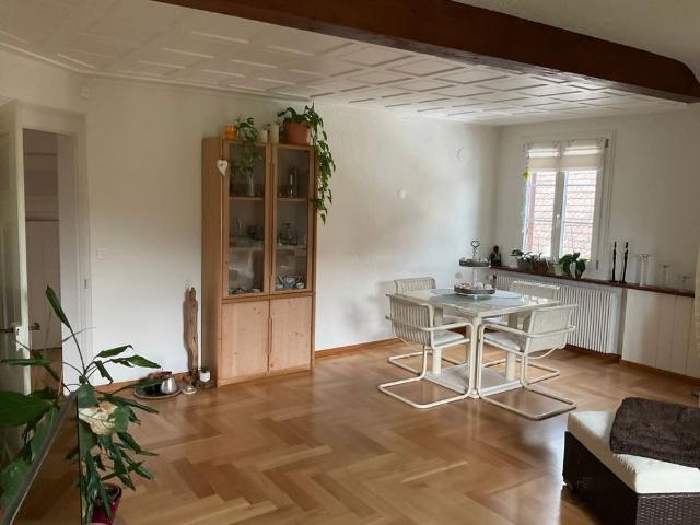 3 Zimmer, 93 m², 2. Stock